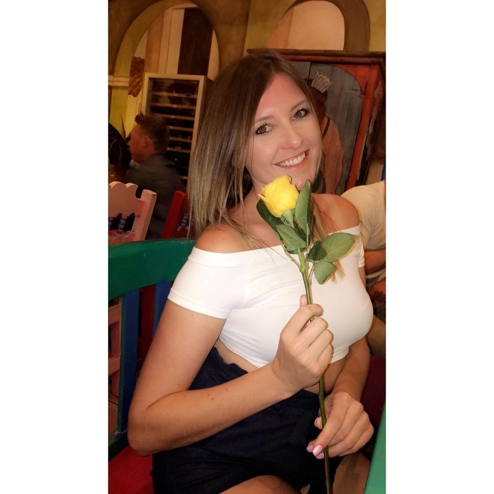 Meet your Posher, Crystal